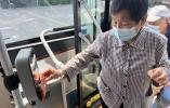 刷卡就能看核酸报告 杭州三类人群坐公交更方便了